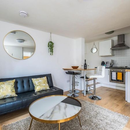 Cosy Flat In Free Parking Area, Next To Bus Stop Brighton Luaran gambar