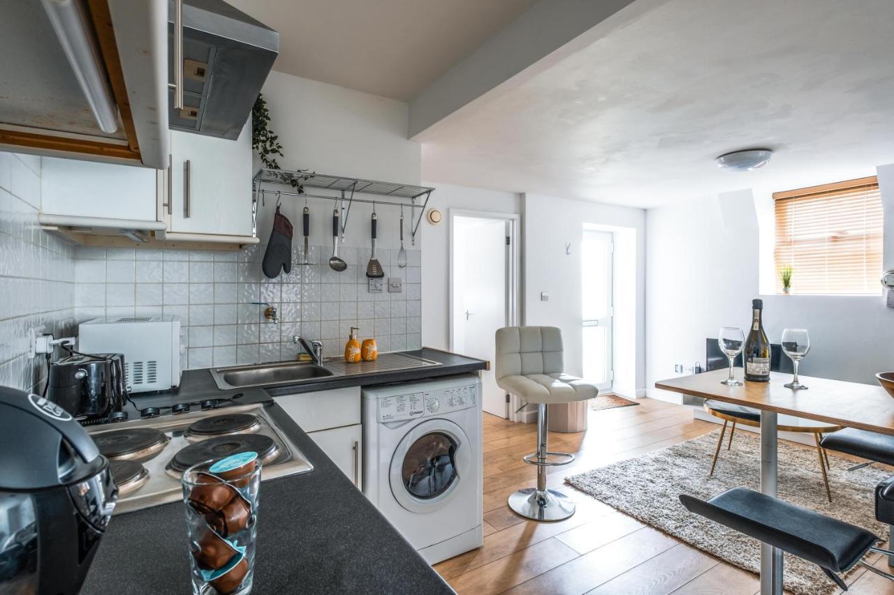 Cosy Flat In Free Parking Area, Next To Bus Stop Brighton Luaran gambar